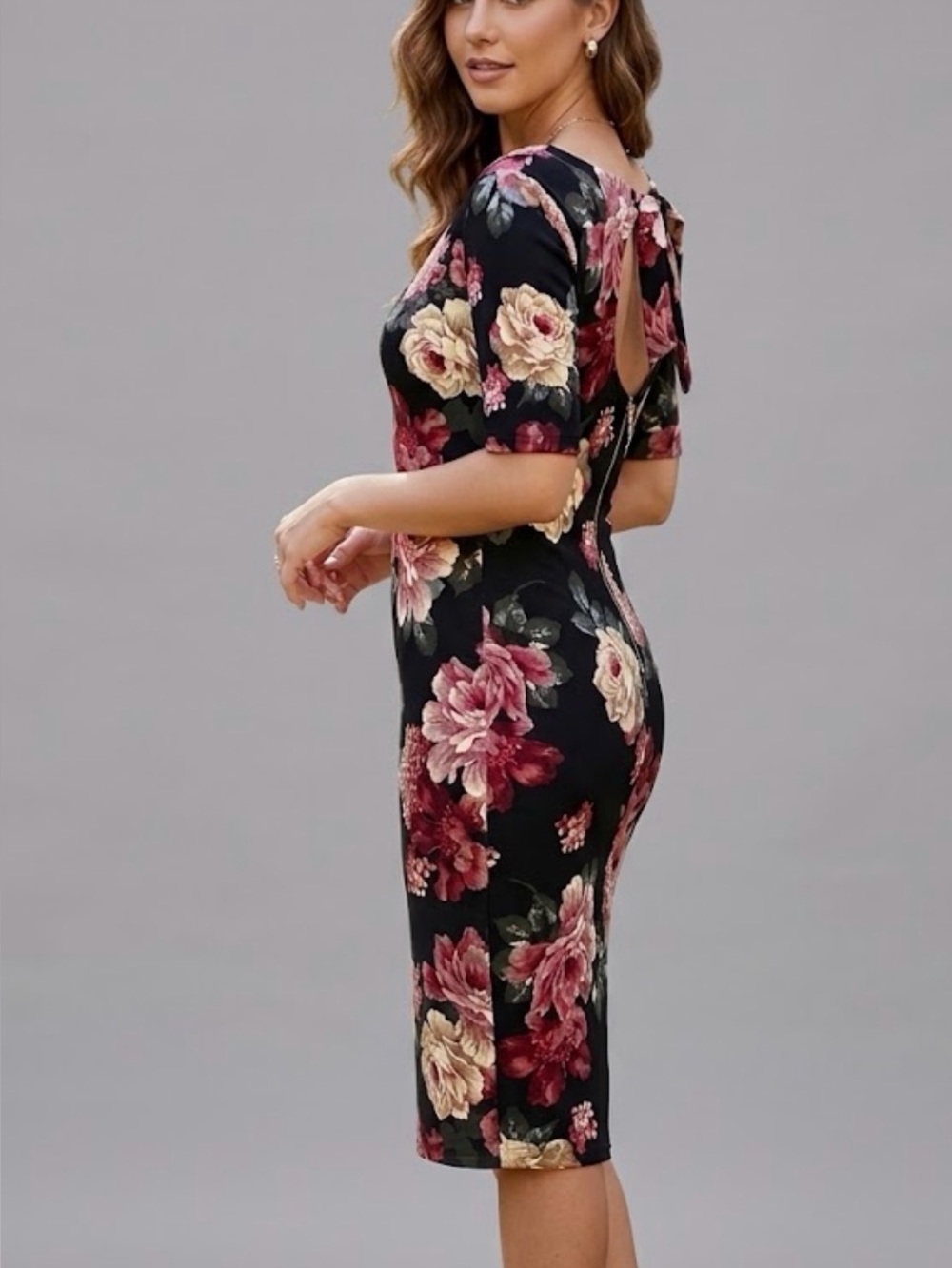 Premier Amour Black Floral Rose Sheath Dress V-Neck 3/4 Sleeve Knee Length Sz 2